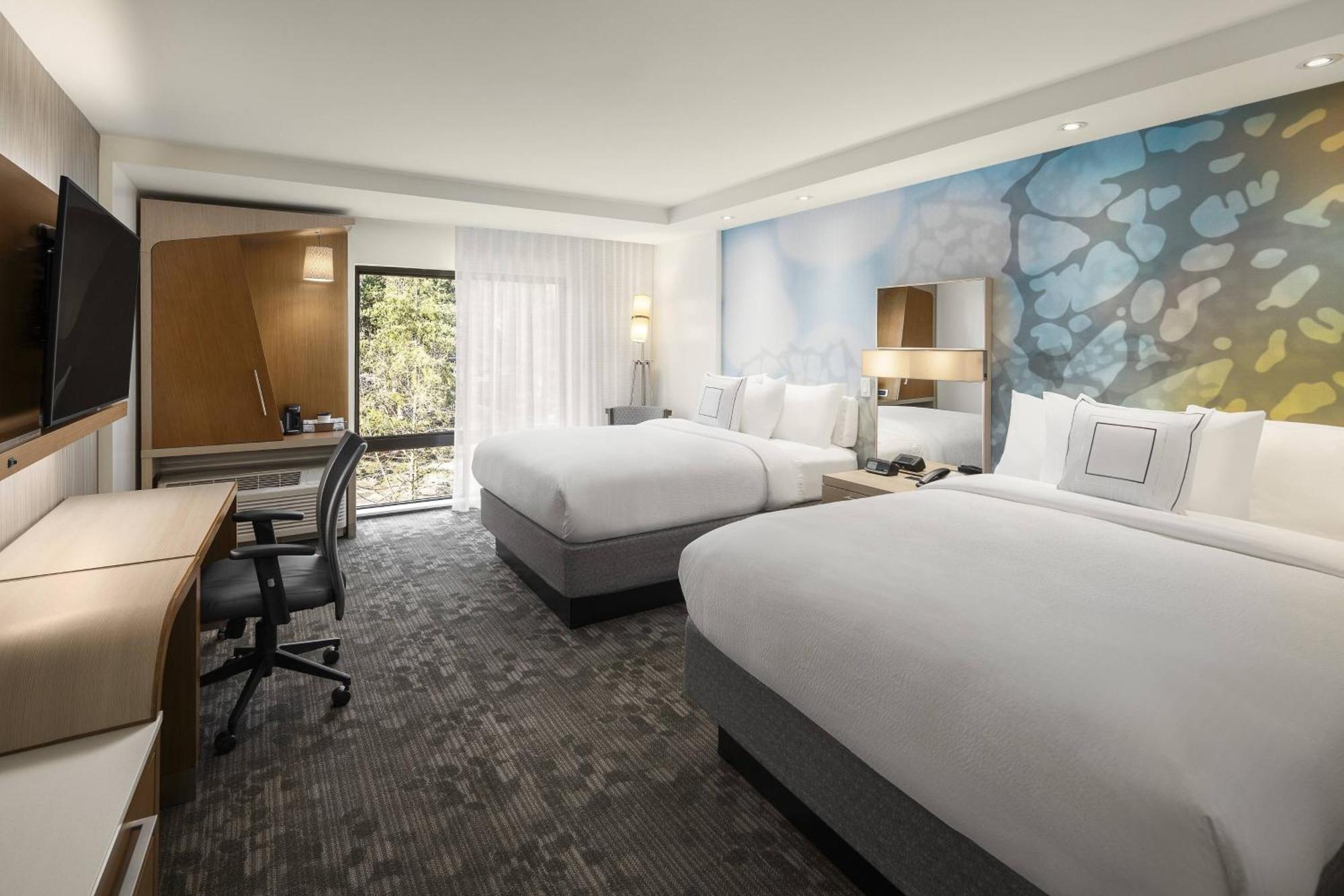 Готель Courtyard By Marriott Seattle Northgate Екстер'єр фото